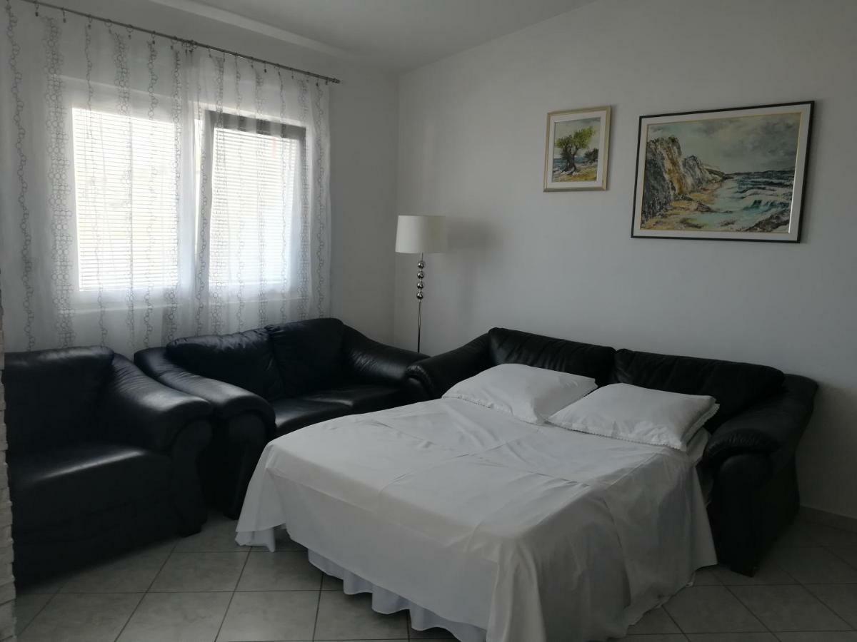 Apartamento Lara & Vito Metajna Exterior foto